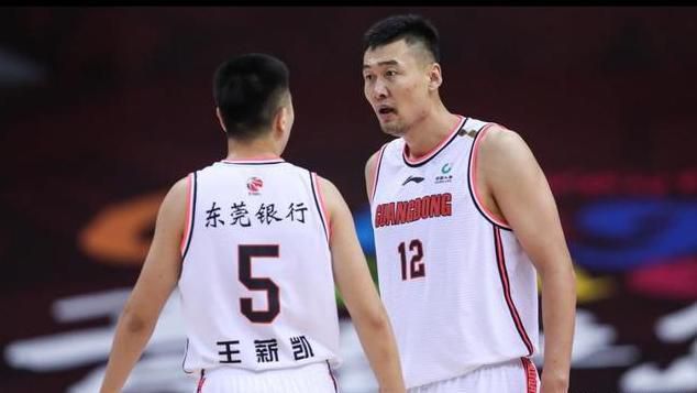 捅人